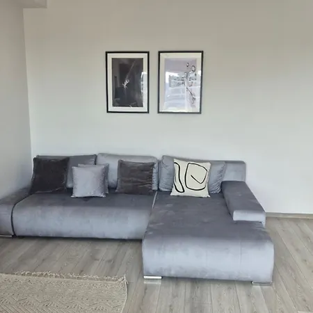 Apartament Neptun Apartment *
